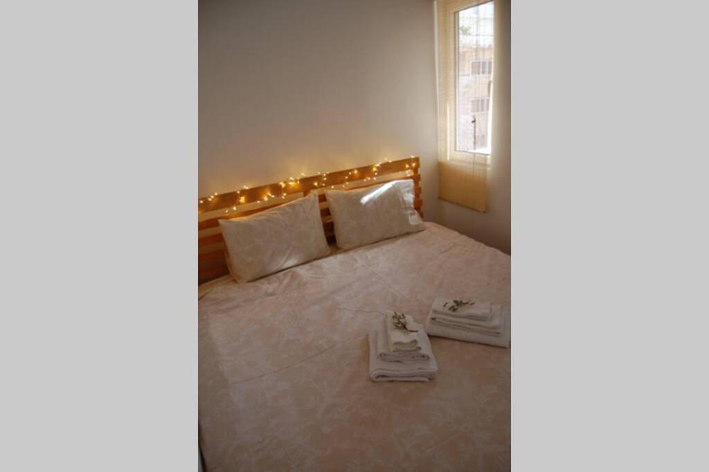 B2 - The Cozy One Apartment Айгио Екстериор снимка