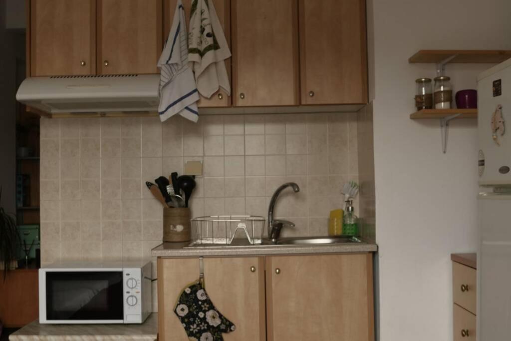 B2 - The Cozy One Apartment Айгио Екстериор снимка