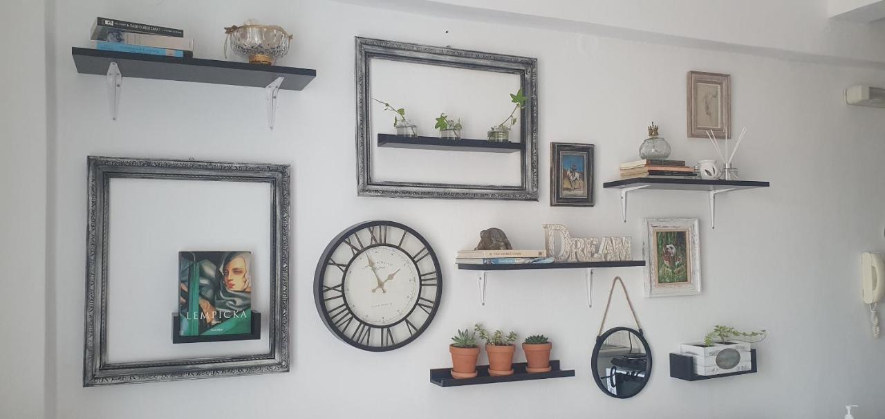 B2 - The Cozy One Apartment Айгио Екстериор снимка