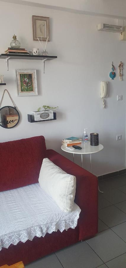 B2 - The Cozy One Apartment Айгио Екстериор снимка