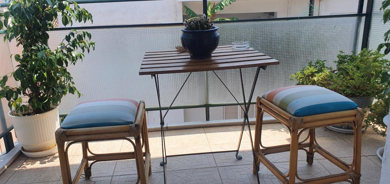 B2 - The Cozy One Apartment Айгио Екстериор снимка
